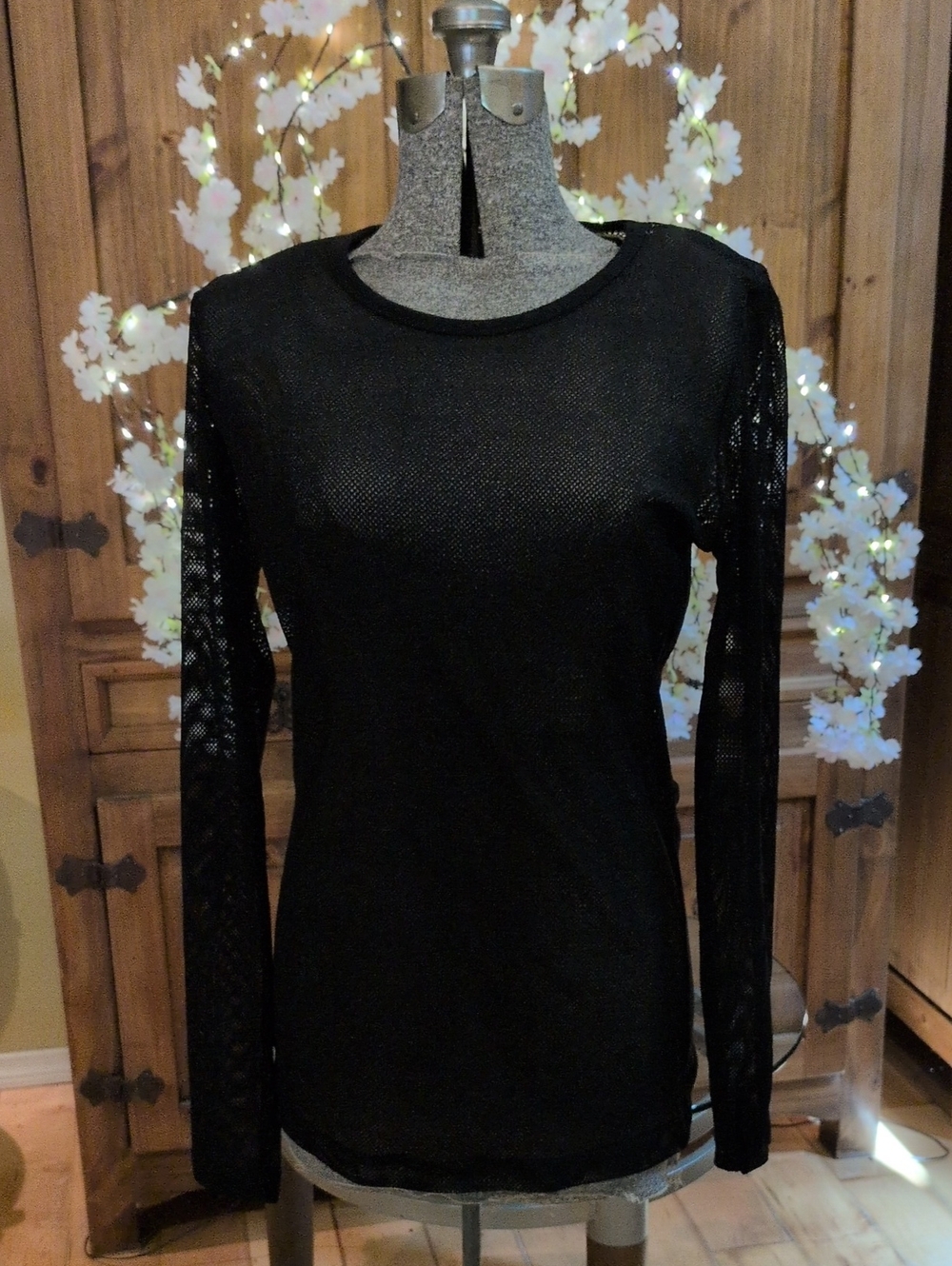 Hot Topic Mesh Long Sleeve Top Black